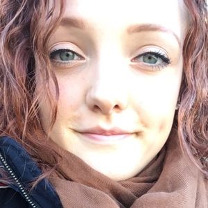 Meet your Posher, Ava